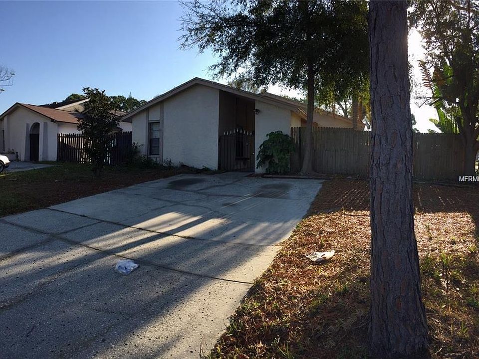 1st image of 11001 Bottlebrush Pl