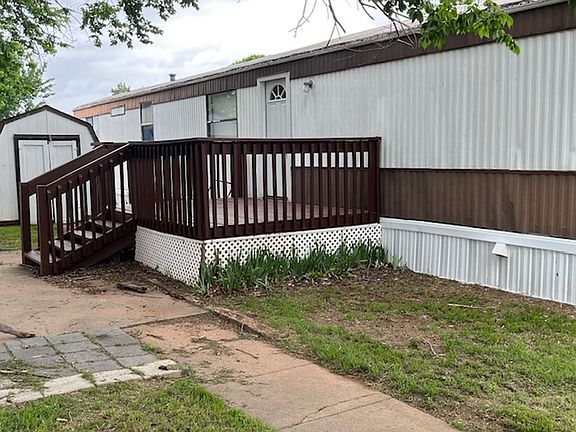 2nd image of 3900 Lenore Dr #210