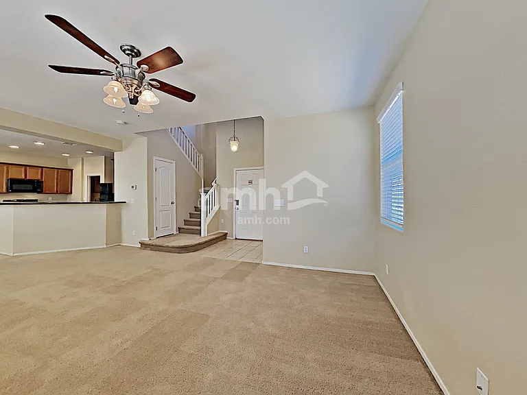 1052 Crescent Falls St — Photo 6