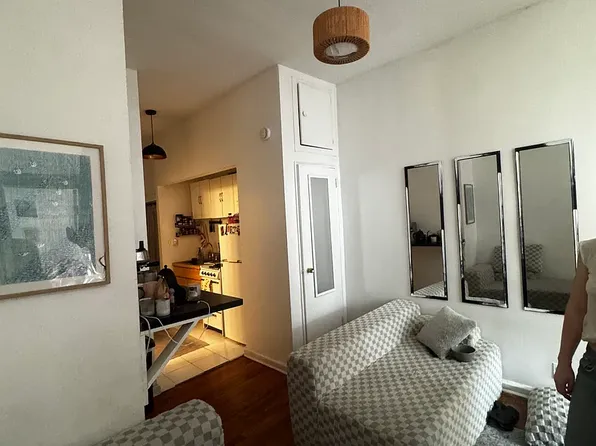 324 E 14th St APT 5A, New York, NY 10003