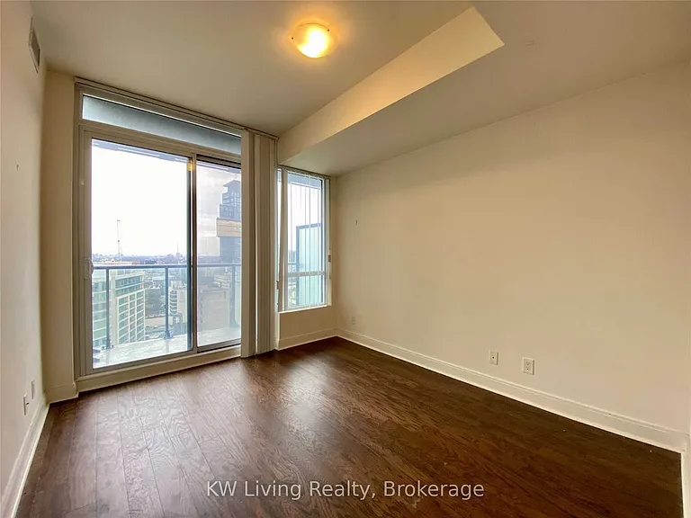 825 Church St #2701 — Photo 8