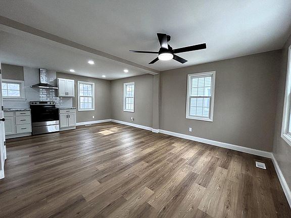 3rd image of 4370 N 25th STREET