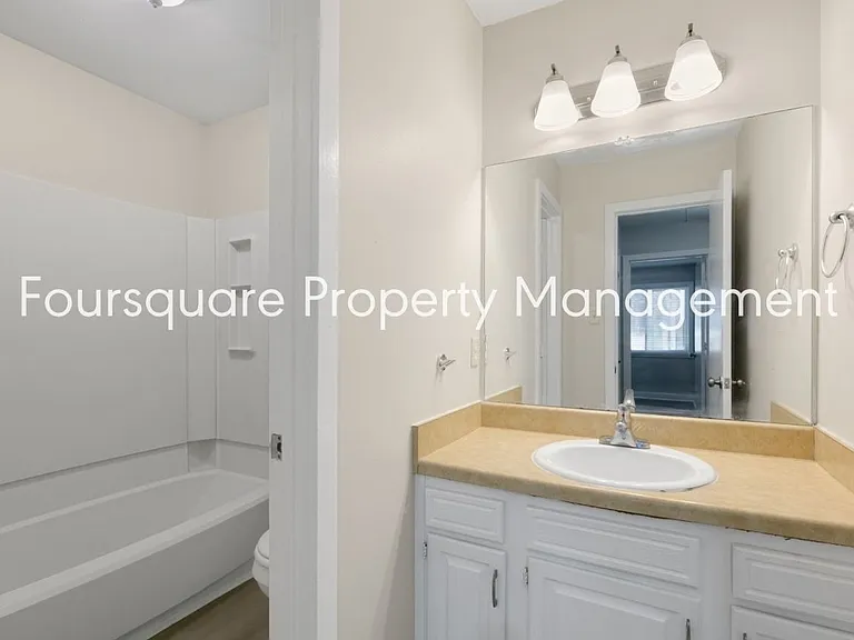 1105 Timber Dr — Photo 34