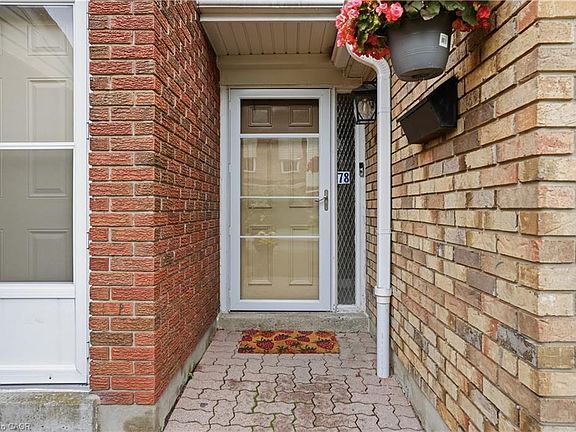 4th image of 11 Harrisford St #78