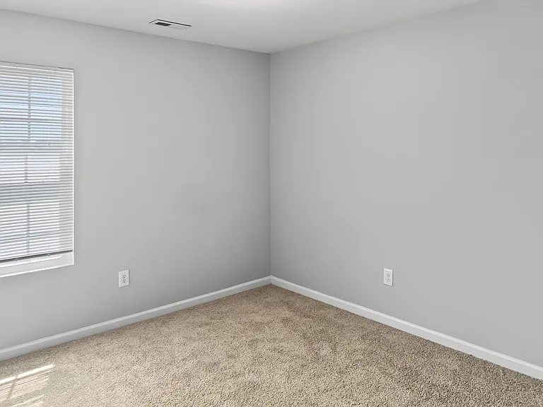 3457 Kernstown Dr — Photo 15