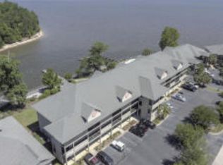 131 Ballard Ln, Santee, SC 29142