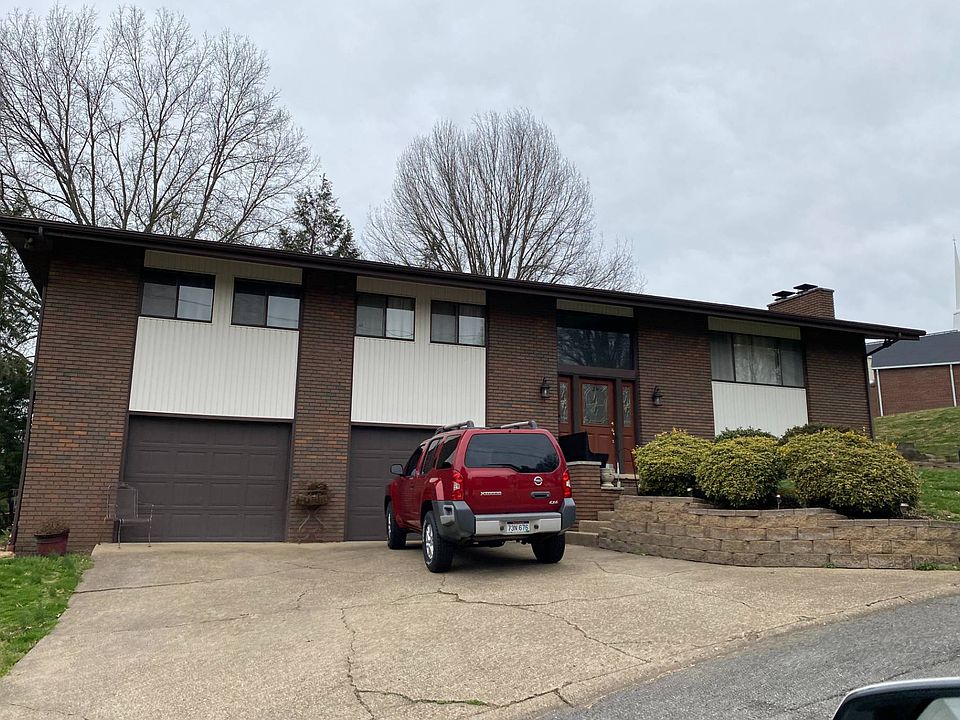 2nd image of 96 Lea Hill Dr