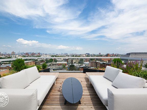 2nd image of 608 Franklin Ave #313