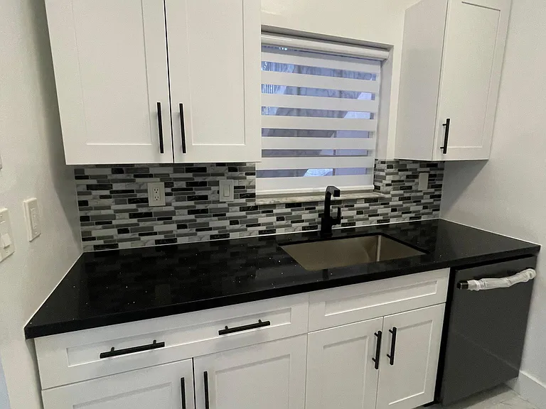 1701 NW 96th Ter #F — Photo 5