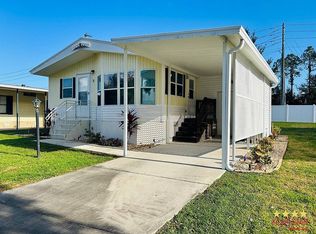 5 Landing Dr, Leesburg, FL 34748