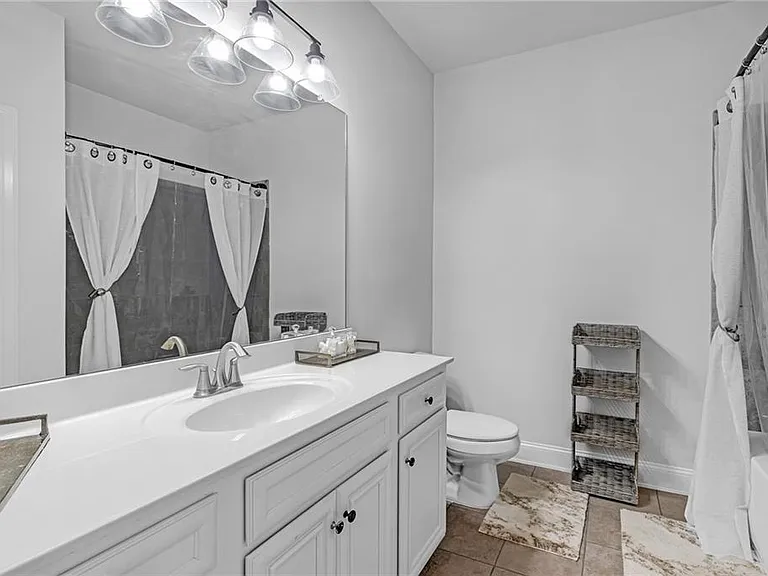 720 Avondale Hills Dr — Photo 25