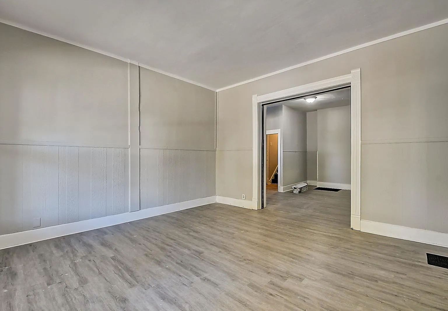 3 bed, 1422 sqft, $1,649 — Photo 3
