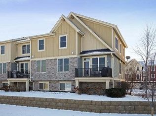 10734 Falling Water Ln, Saint Paul, MN 55129