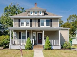 33 Snell St, Holbrook, MA 02343