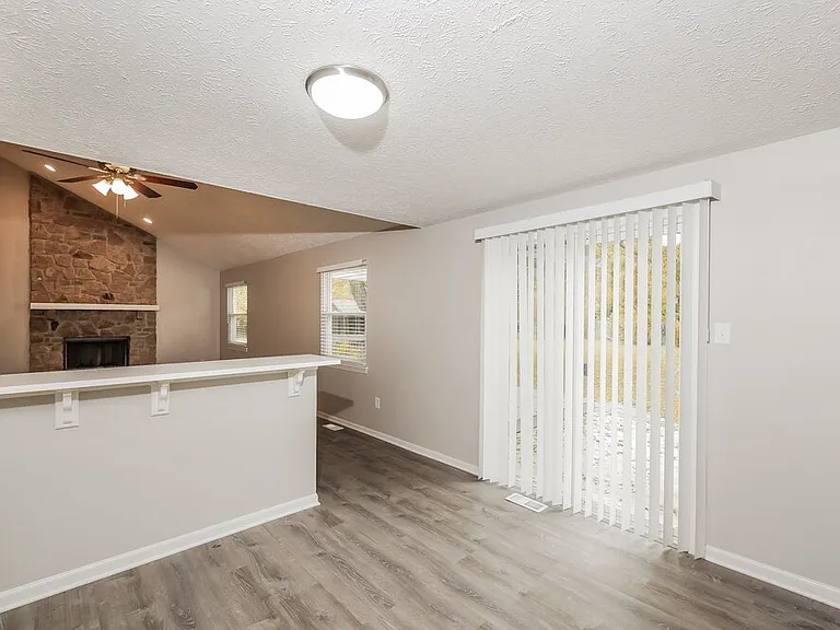 7248 Eagle Bay North Dr — Photo 10