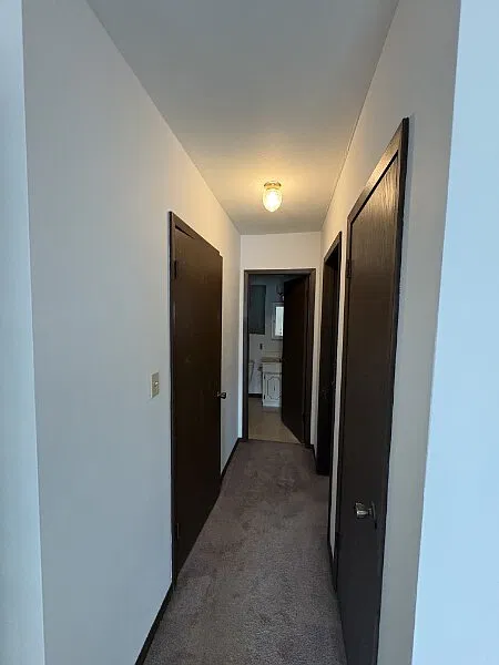 1 bed, 800 sqft, $1,200 — Photo 2