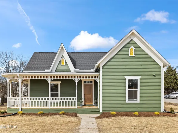 413 E Inskip Dr, Knoxville, TN 37912