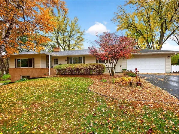 12916 Harmony Cir, Burnsville, MN 55337