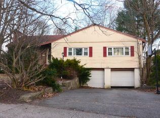 115 Elinor Rd, Newton, MA 02461