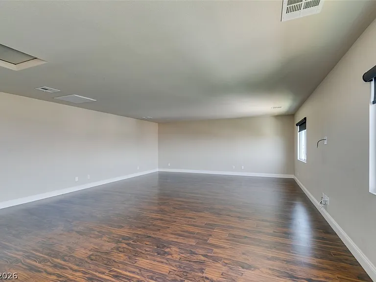 6038 Belvedere Canyon Ave — Photo 35