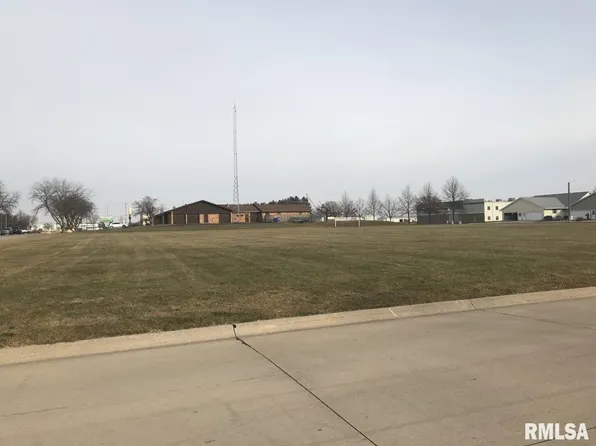 0 S 6th Ave, Eldridge, IA 52748