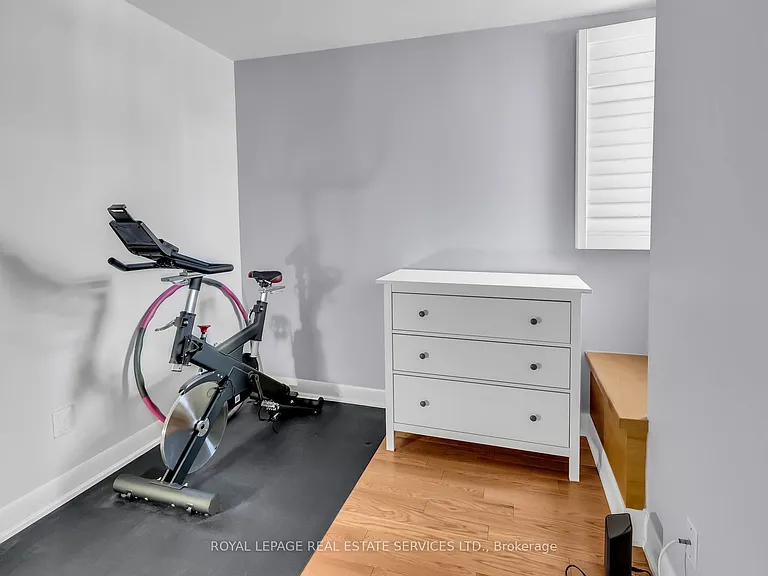 415 Jarvis St #309 — Photo 18
