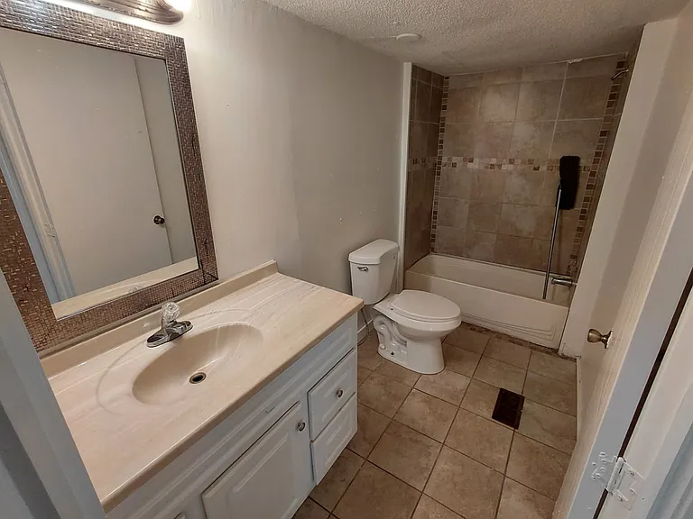2576 Lee Road 208 #A6 — Photo 7