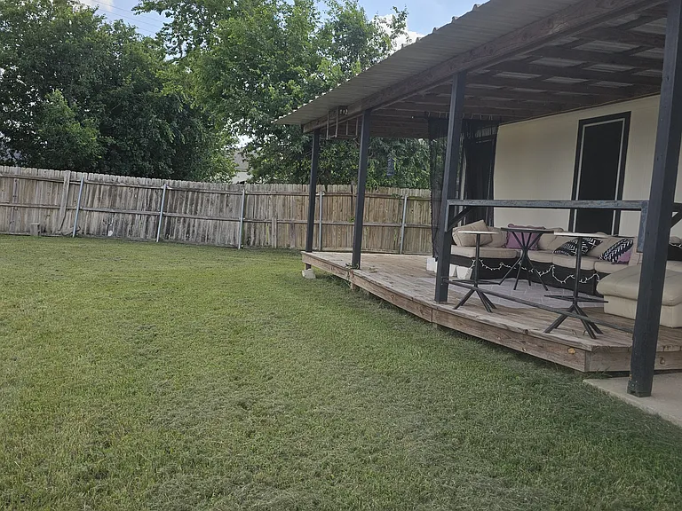 7105 Galleta Ct — Photo 9