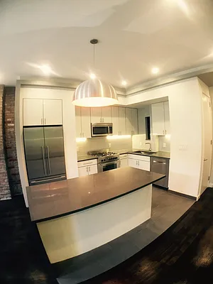 Rented by Bohemia Realty Group | media 28