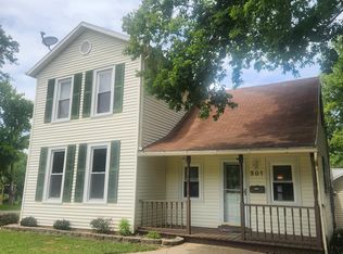 301 E Main St, Lexington, IL 61753