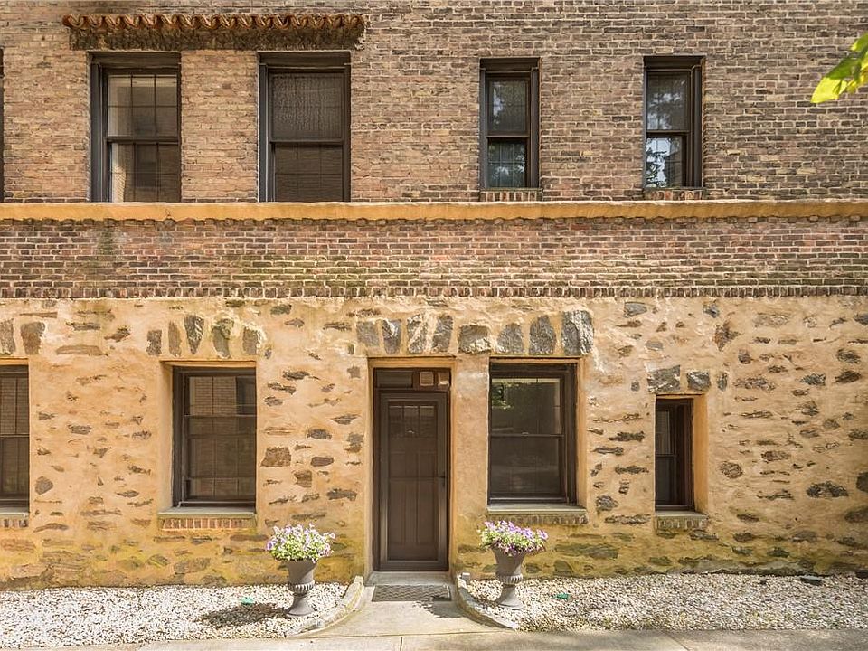 1st image of 14 N Chatsworth Avenue #1H