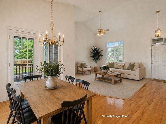 5th image of 8709 Blakehurst Dr