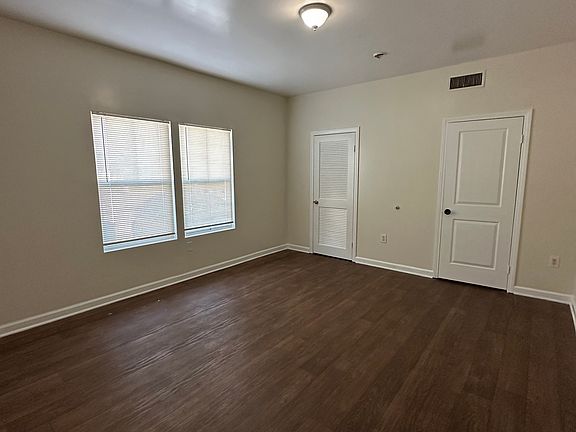 5th image of 5960 Gage Ave APT D