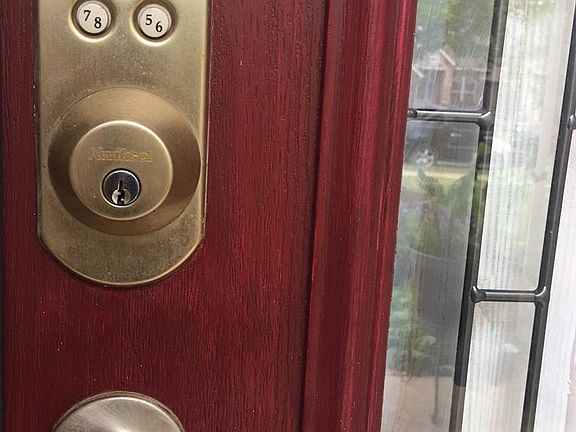 5th image of 2307 SW Chinquapin Ave