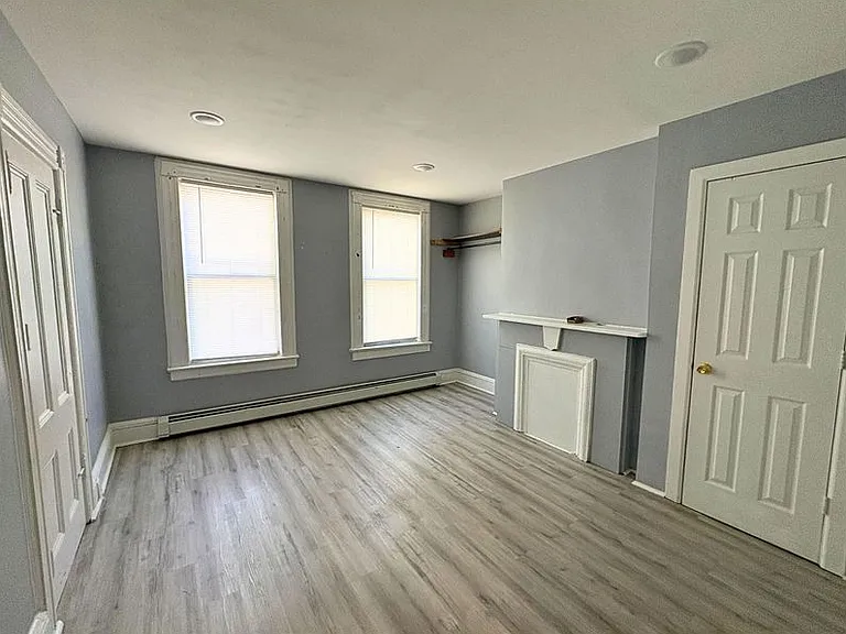 93 Highland St #1 — Photo 3