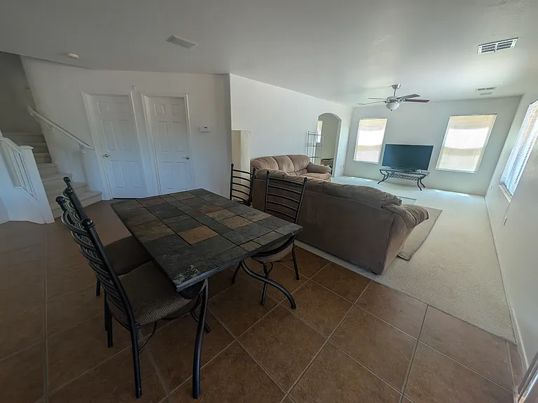 32890 N Cherry Creek Rd — Photo 5
