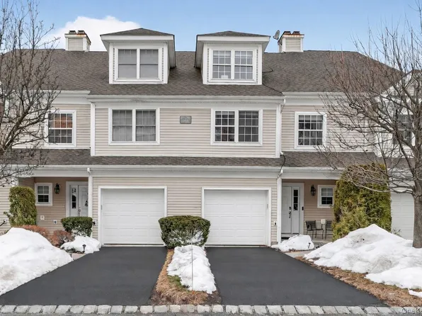 11 Underhill Drive, Pomona, NY 10970