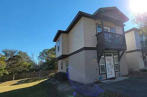 2230 Brooke St Photo 1