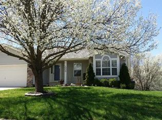 1009 N Brampton Dr, Saint Charles, MO