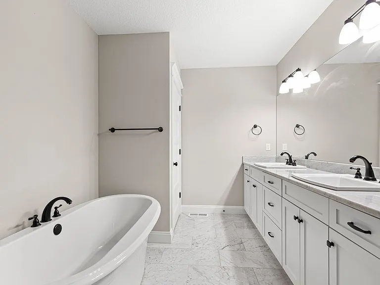 7676 N Decatur St #A — Photo 10