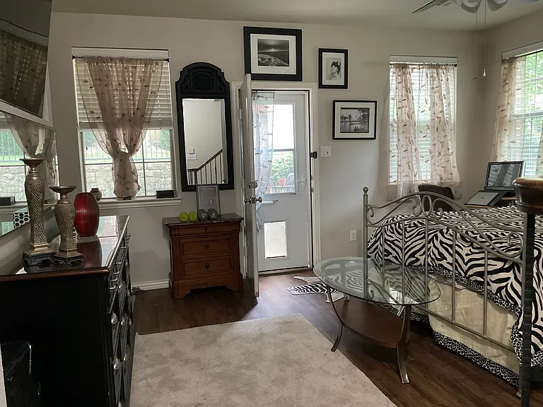 1421 Fox Run Dr — Photo 38