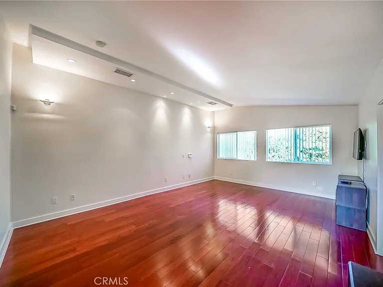 5512 Leghorn Ave — Photo 21