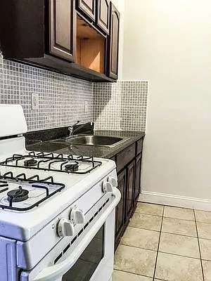 Rented by Borough Property Group | media 6