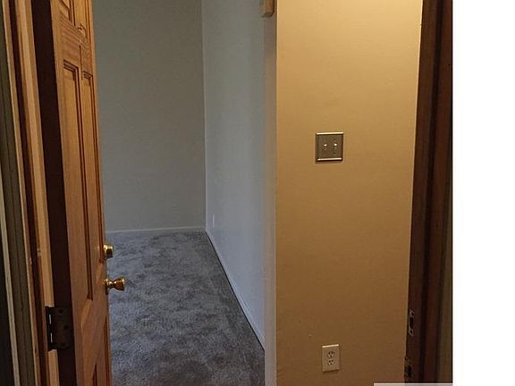 5th image of 10531 S Corliss Ave