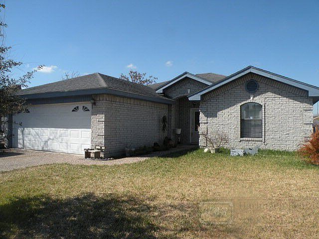1st image of 3001 N Blake St