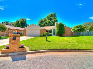 3829 Sunward Cir, Yukon, OK 73099