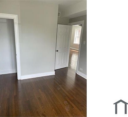 1st image of 8422 S Cregier Ave