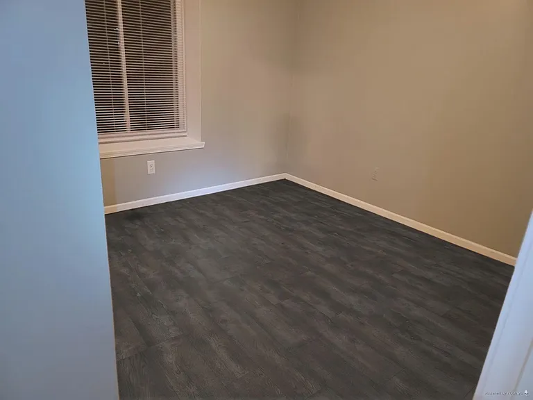 1715 Fern Ct — Photo 11