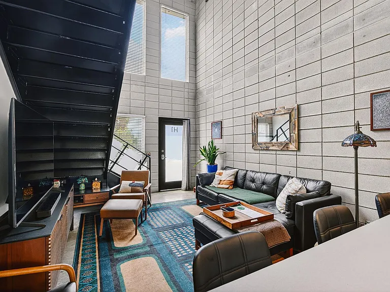 4801 S Congress Ave #H1 — Photo 9