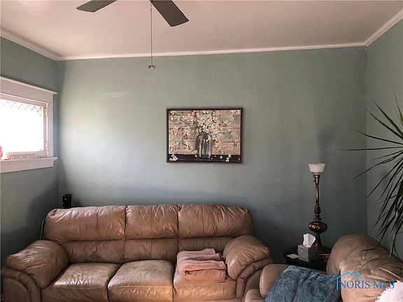 2nd image of 3540 Island Ave